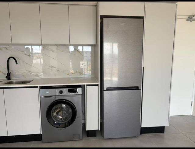 2 BEDROOM PROPERTY TO RENT IN SANDOWN